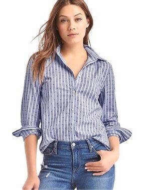 Gap Fitted Boyfriend Pinstripe Button Down Shirt Women’s Size XS Blue Metallic